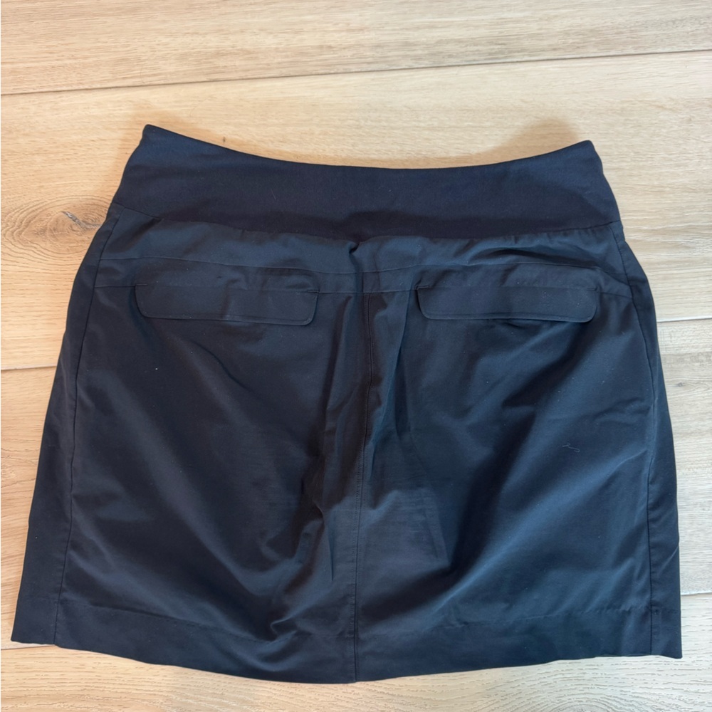 Athleta Black Skirt/skort size 8 Golf Style - Picture 4 of 5